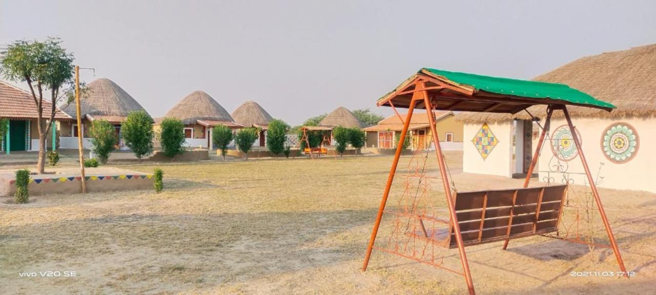 Rann Visamo Resort Bherandiala Bagian luar foto