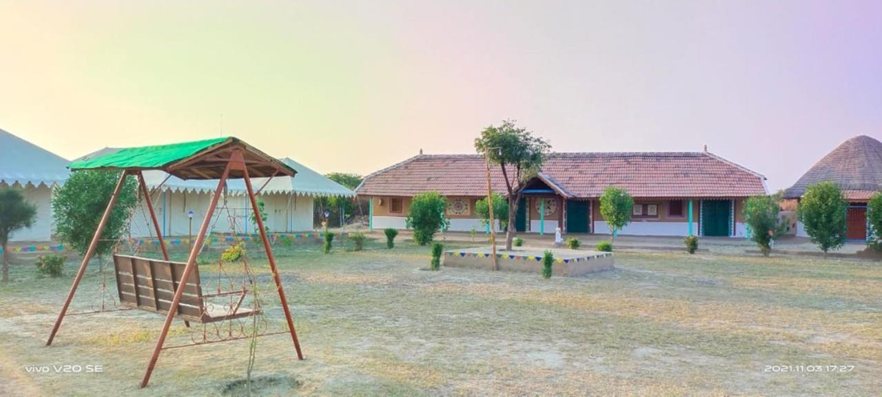 Rann Visamo Resort Bherandiala Bagian luar foto
