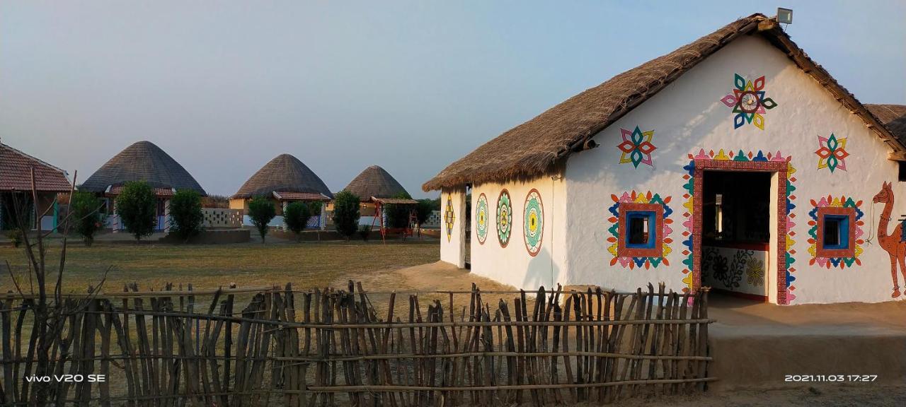 Rann Visamo Resort Bherandiala Bagian luar foto