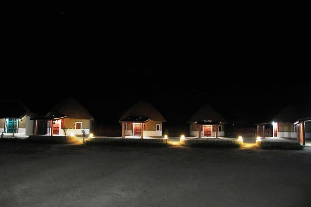 Rann Visamo Resort Bherandiala Bagian luar foto